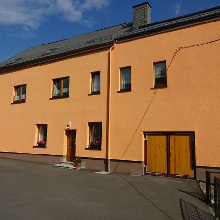 Ferienwohnung Poehlmann Бад-Лобенштайн Экстерьер фото